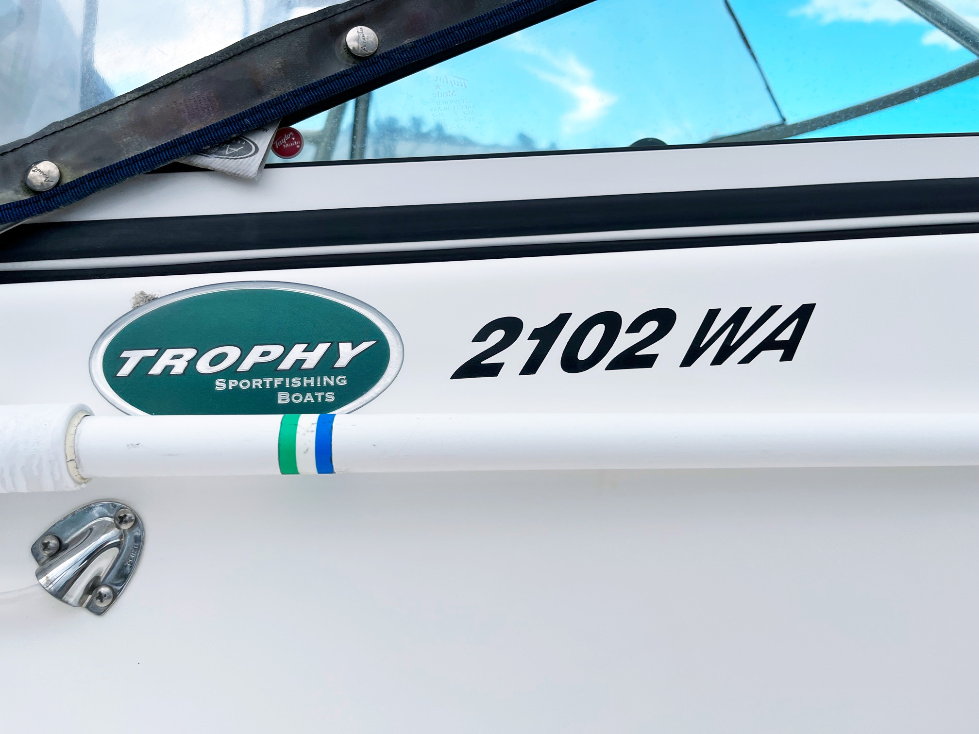 2008 Trophy Marine 2102 Walkaround - Photo 12